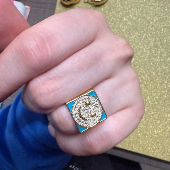 Smiley face ring - Picture 5 of 6